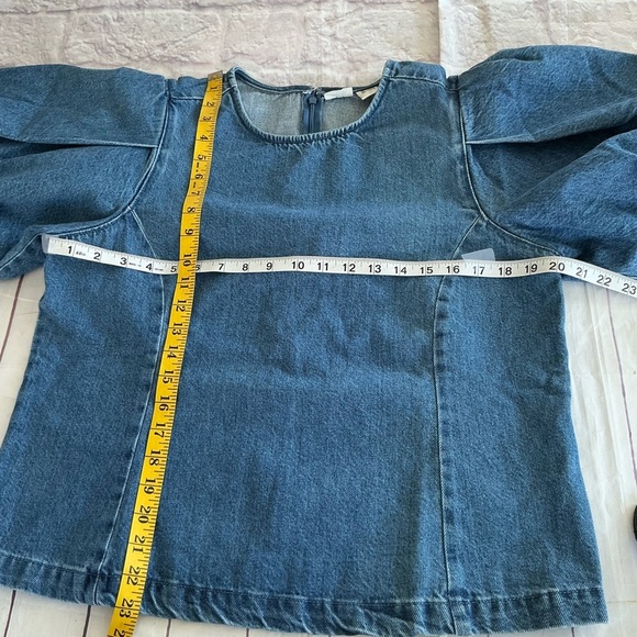 Levi's Blue Denim Puff Sleeves Blouse Size Large NWT - Picture 5 of 12